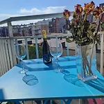 Cozy One-Bedroom Apartment With Extra Sofa Bed In The Center Of Ostend T128